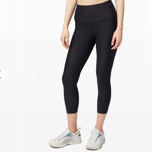 Lululemon Zoned In High Rise Crop 23" Chambray